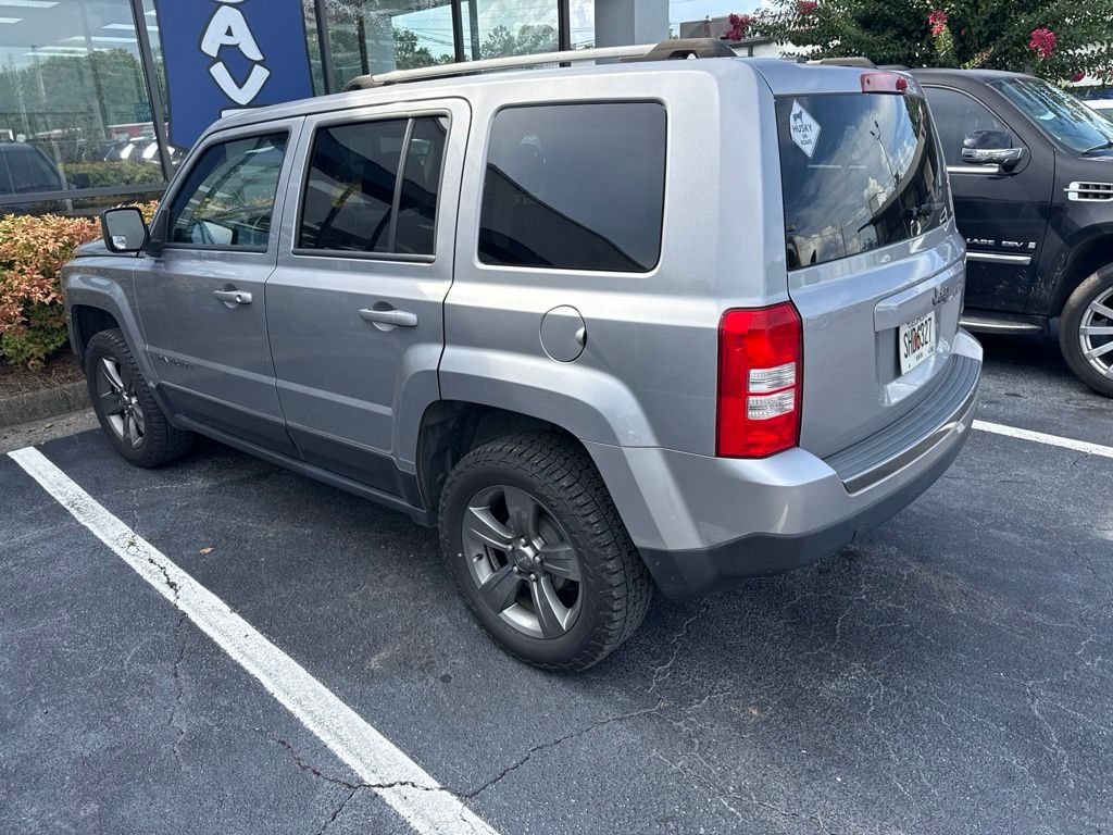 Used 2017 Silver Jeep Sport image 2