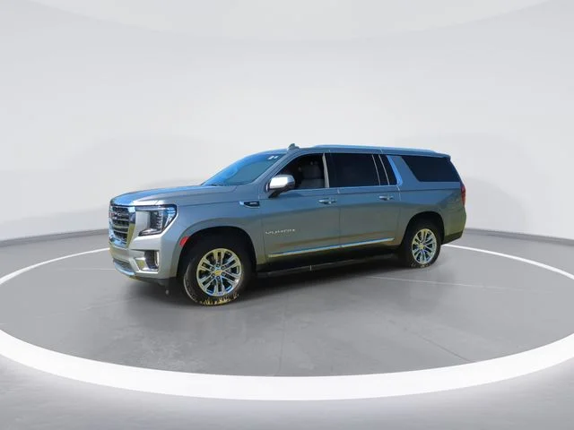 Used 2023 Silver GMC SLT image 4