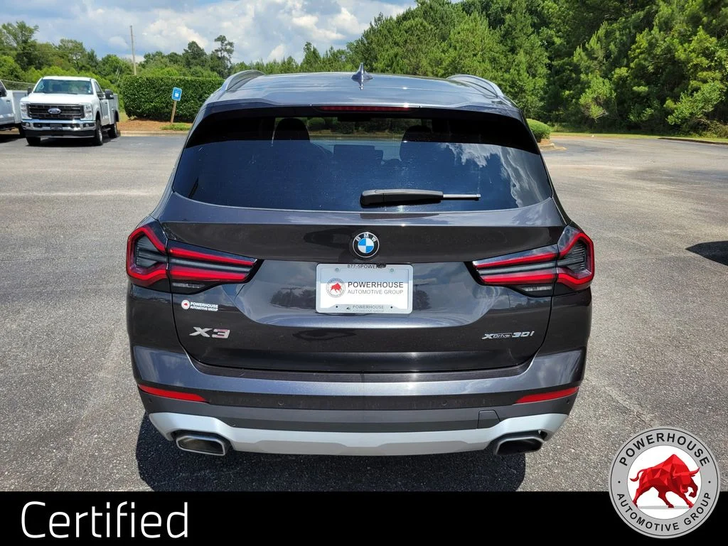 Used 2023 Gray BMW xDrive30i image 4