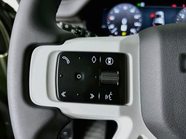 New 2026 Green Land Rover S image 10