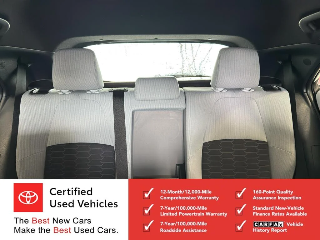 Used 2025 Ice Cap Toyota SE image 17