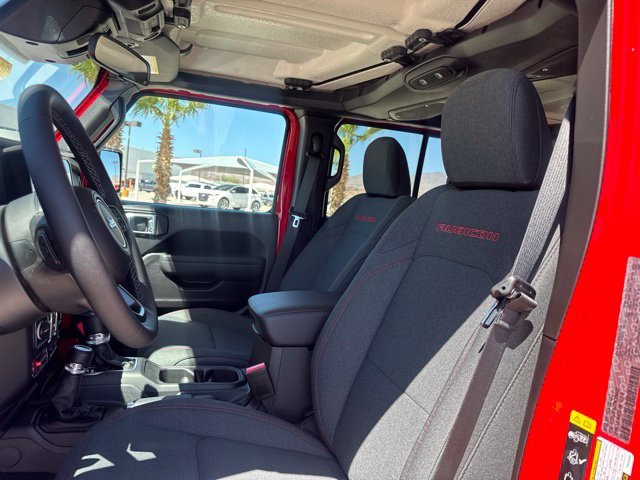 New 2026 Firecracker Red Clear-Coat Exterior Paint Jeep Rubicon image 23