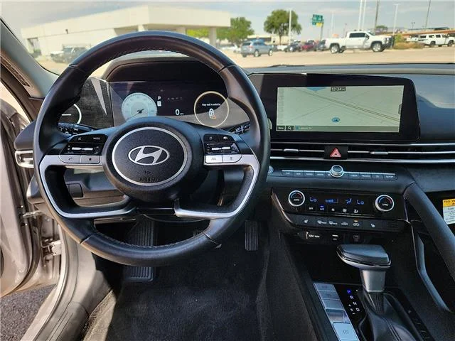 Used 2025 Gray Hyundai Limited (IVT) image 10