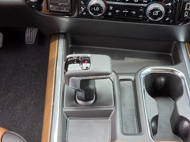 2026 Chevrolet Silverado 1500 High Country - Photo 13