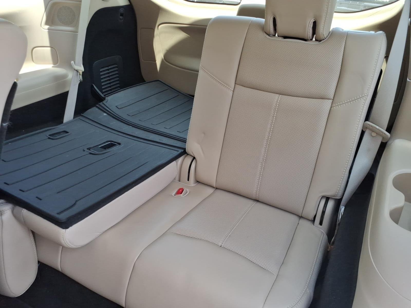 Used 2019 Pearl White Tricoat Nissan Platinum image 24