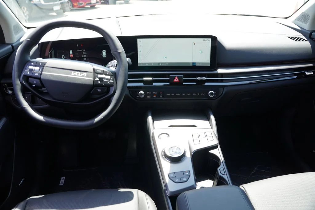 New 2027 Wolf Gray Kia SX-Prestige image 14
