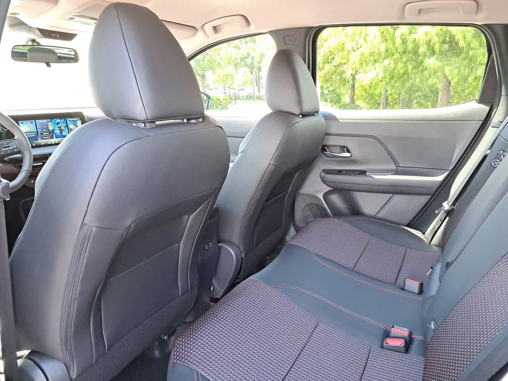 2026 Nissan KICKS SR AWD - Photo 11