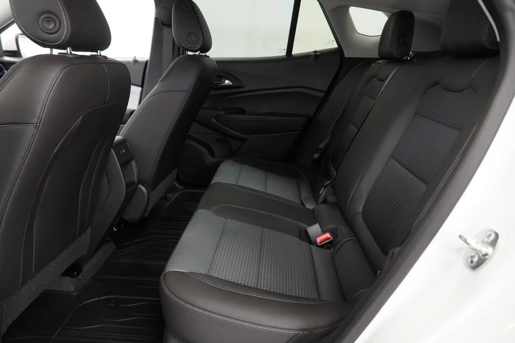 New 2026 Summit White Chevrolet LT image 11