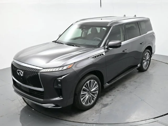 Used 2025 Anthracite Gray INFINITI LUXE image 36