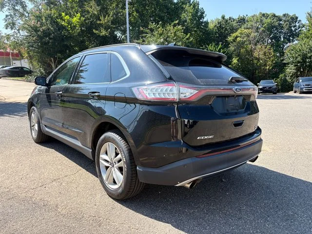 Used 2018 Shadow Black Ford SEL image 3