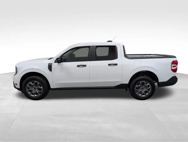 New 2026 Oxford White Ford XLT image 31