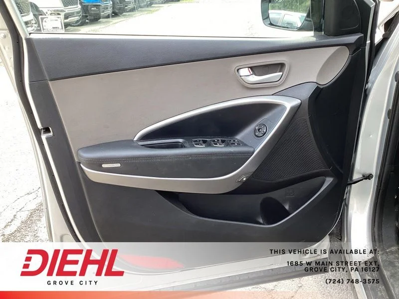 Used 2017 Silver Hyundai 2.4 Base image 15