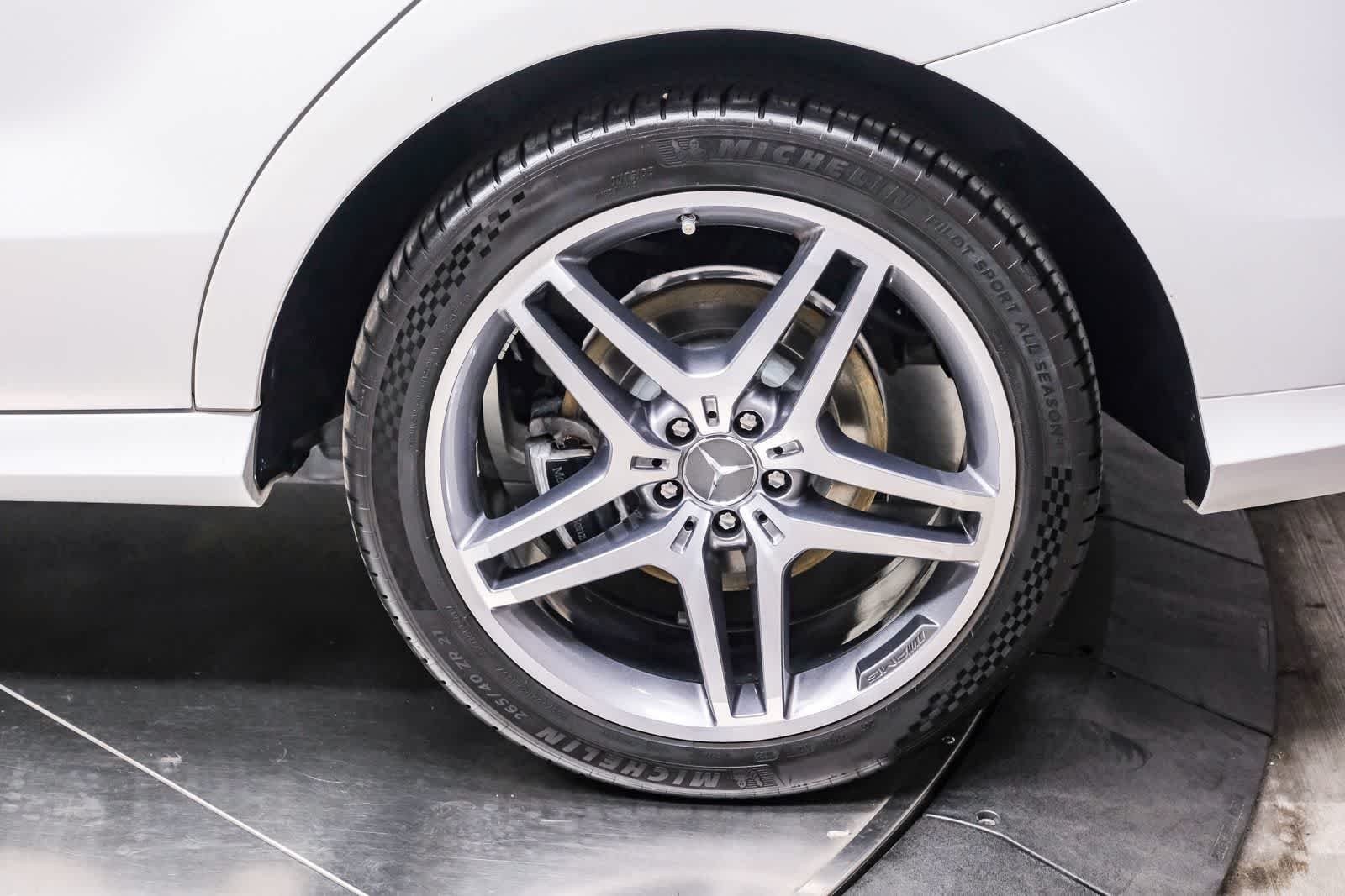 Used 2018 Polar White Mercedes-Benz AMG® GLE 43 image 8