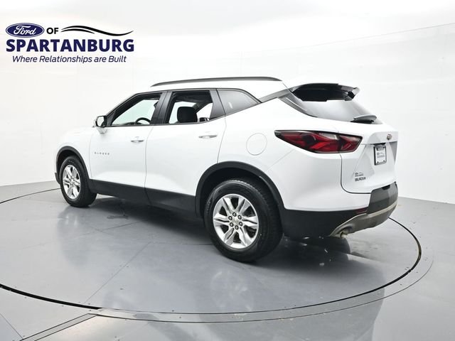 Used 2022 Summit White Chevrolet LT image 4