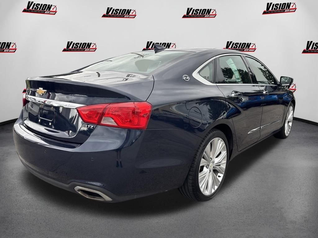 Used 2015 Blue Chevrolet LTZ image 5