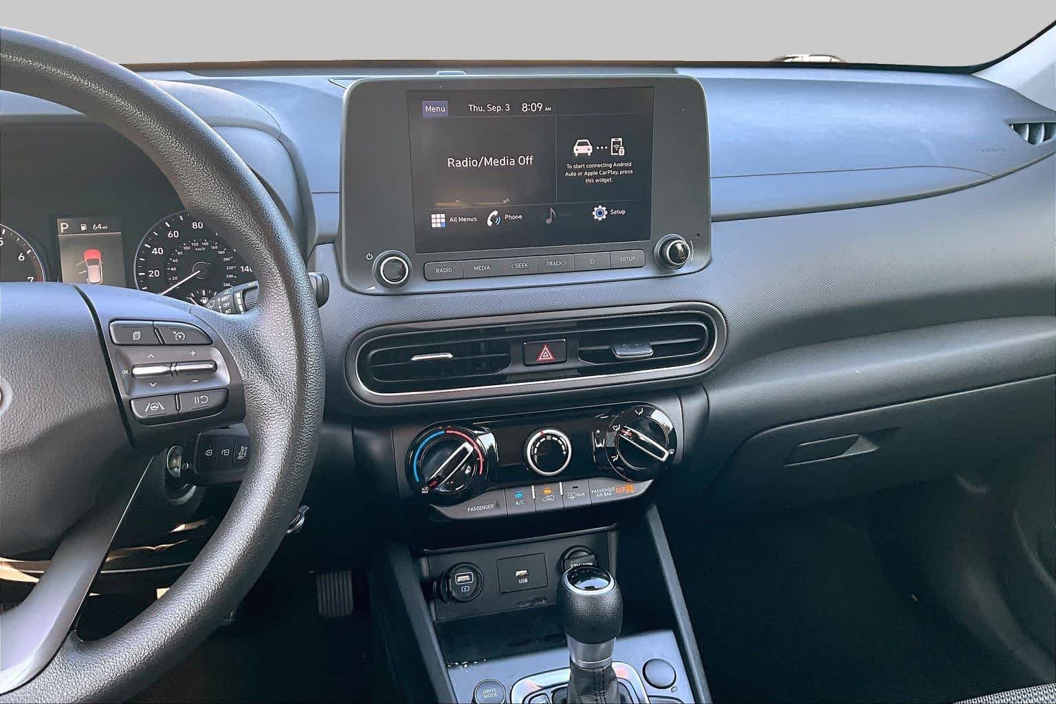 Pre-Owned 2022 Hyundai Kona SE
