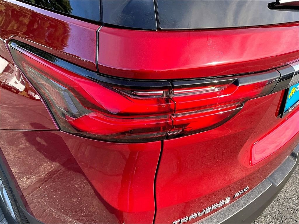 Used 2023 Red Chevrolet LT image 34
