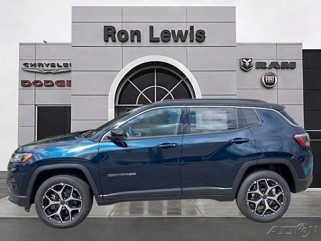 New 2026 Fathom Blue Pearl-Coat Exterior Paint Jeep Limited image 1
