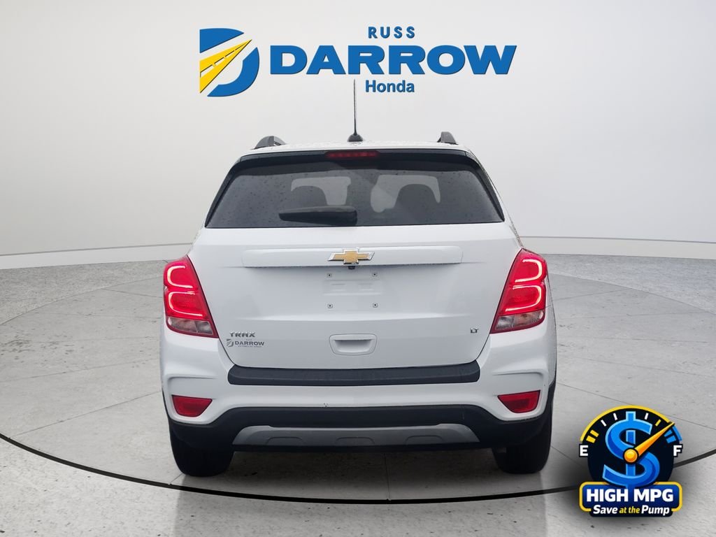 Used 2020 White Chevrolet LT image 4
