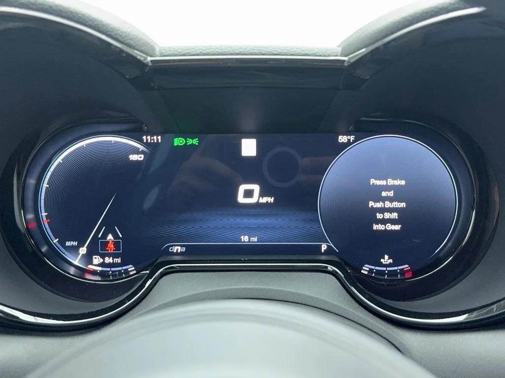 New 2025 Blue Alfa Romeo Base image 21