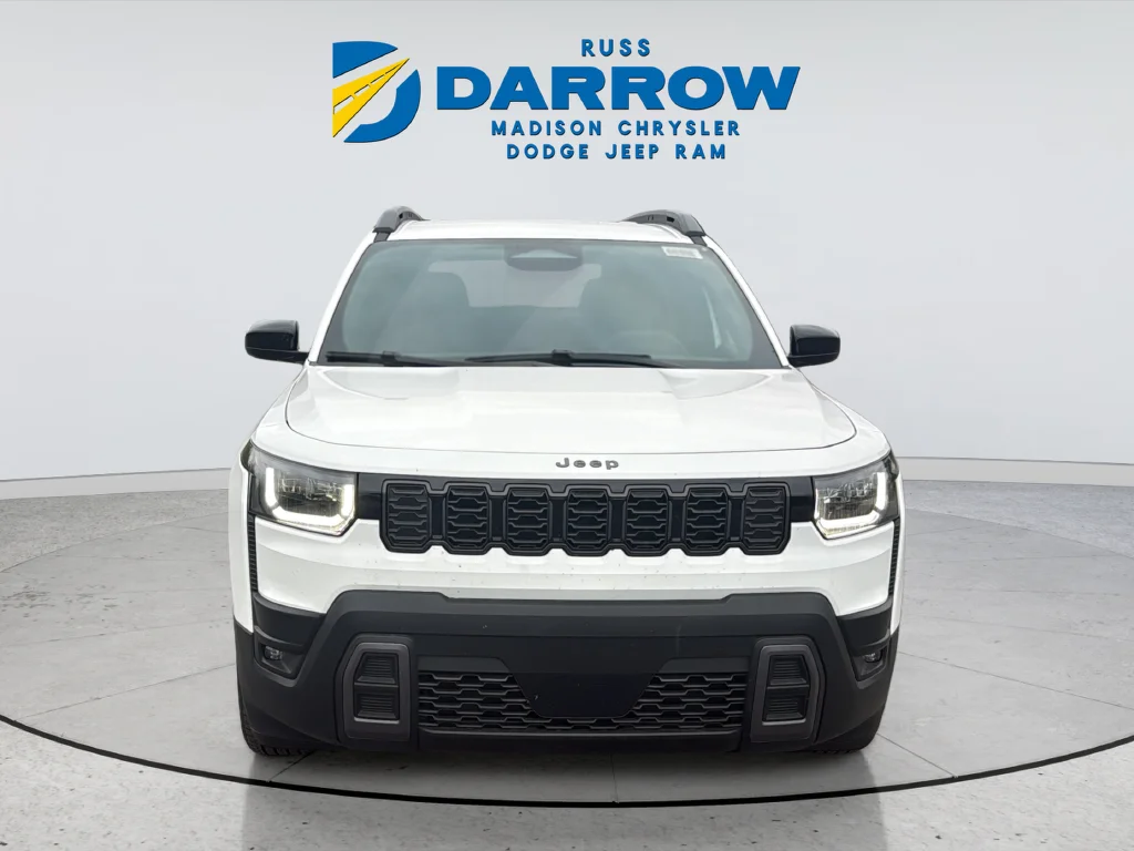 New 2026 Bright White Clear-Coat Exterior Paint Jeep Laredo image 8