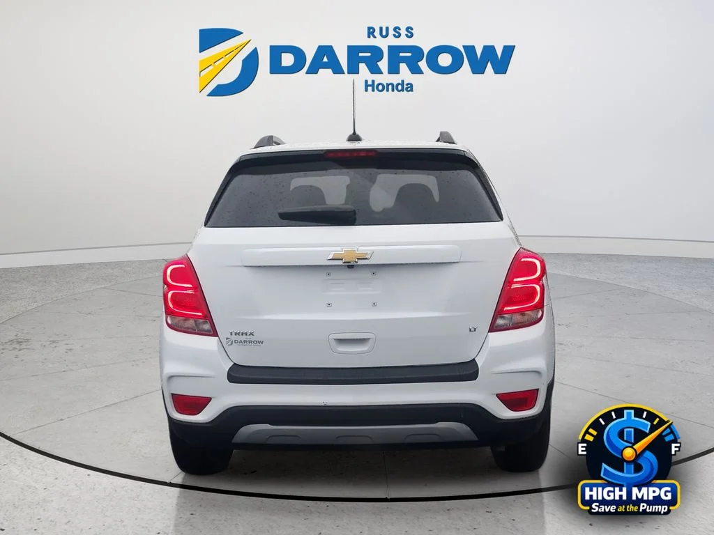 Used 2020 White Chevrolet LT image 4