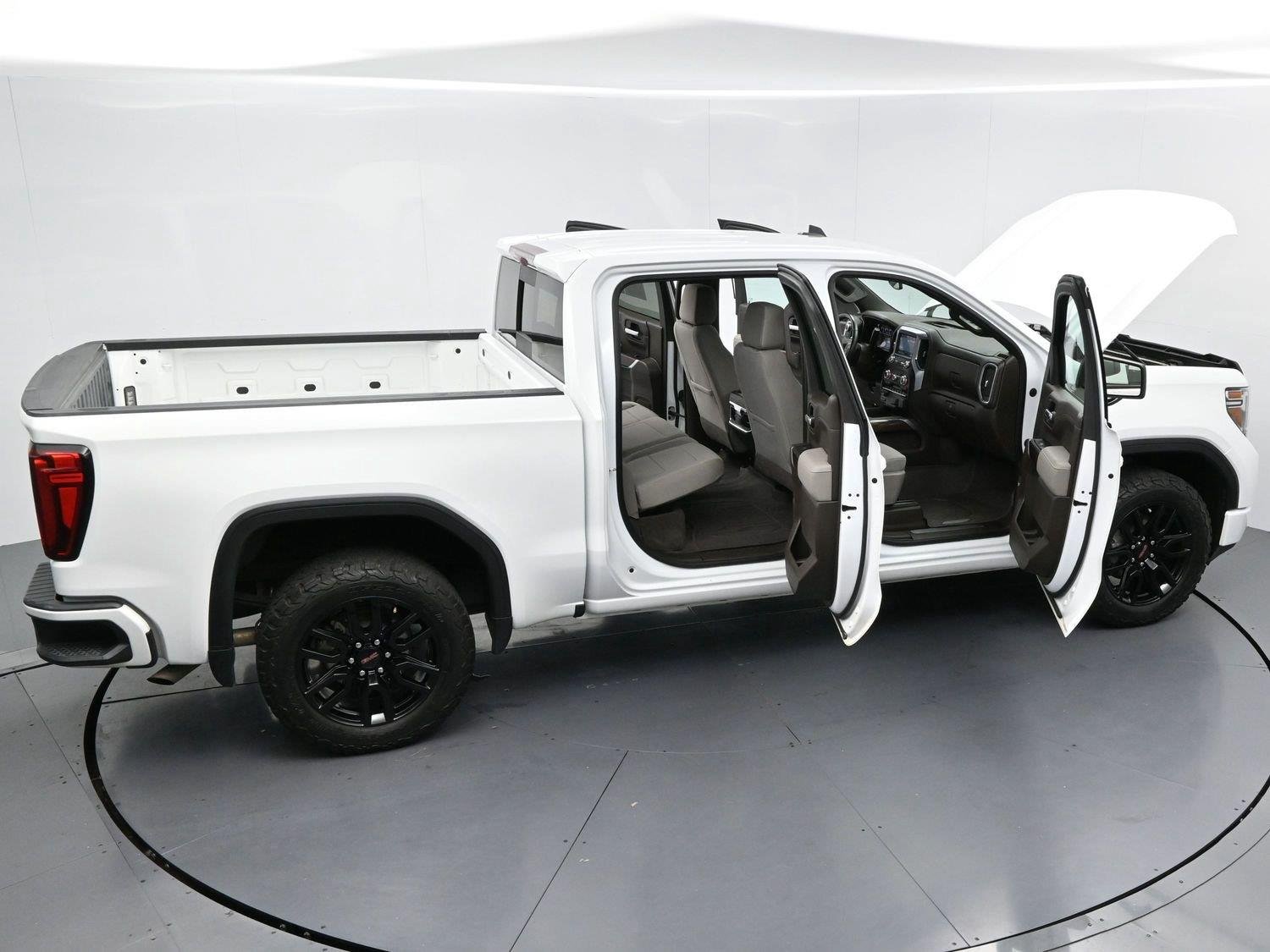 Used 2020 Summit White GMC Elevation image 39