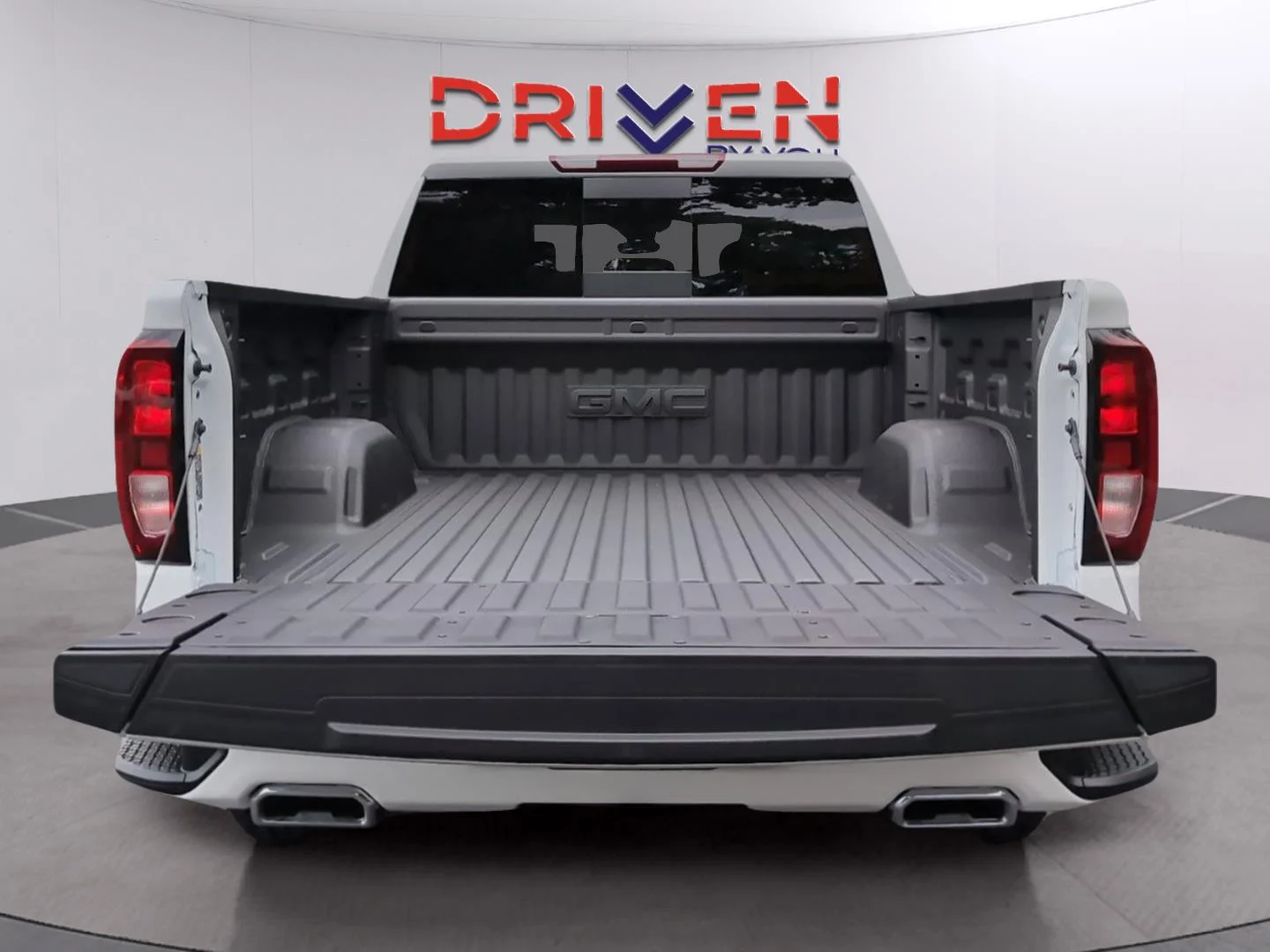 New 2026 Summit White GMC Elevation image 34