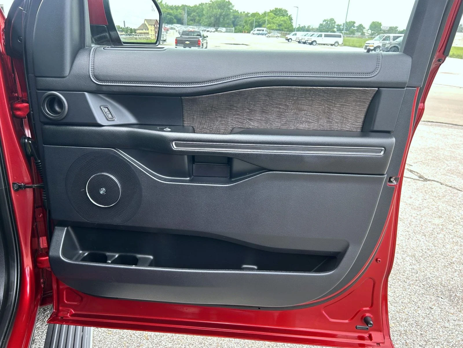 Used 2019 Red Ford Limited image 15