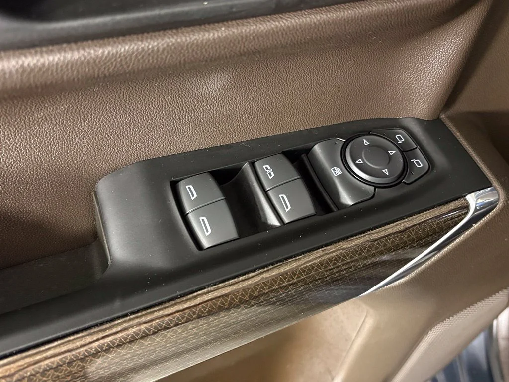 Used 2021 Gray Chevrolet RST image 17