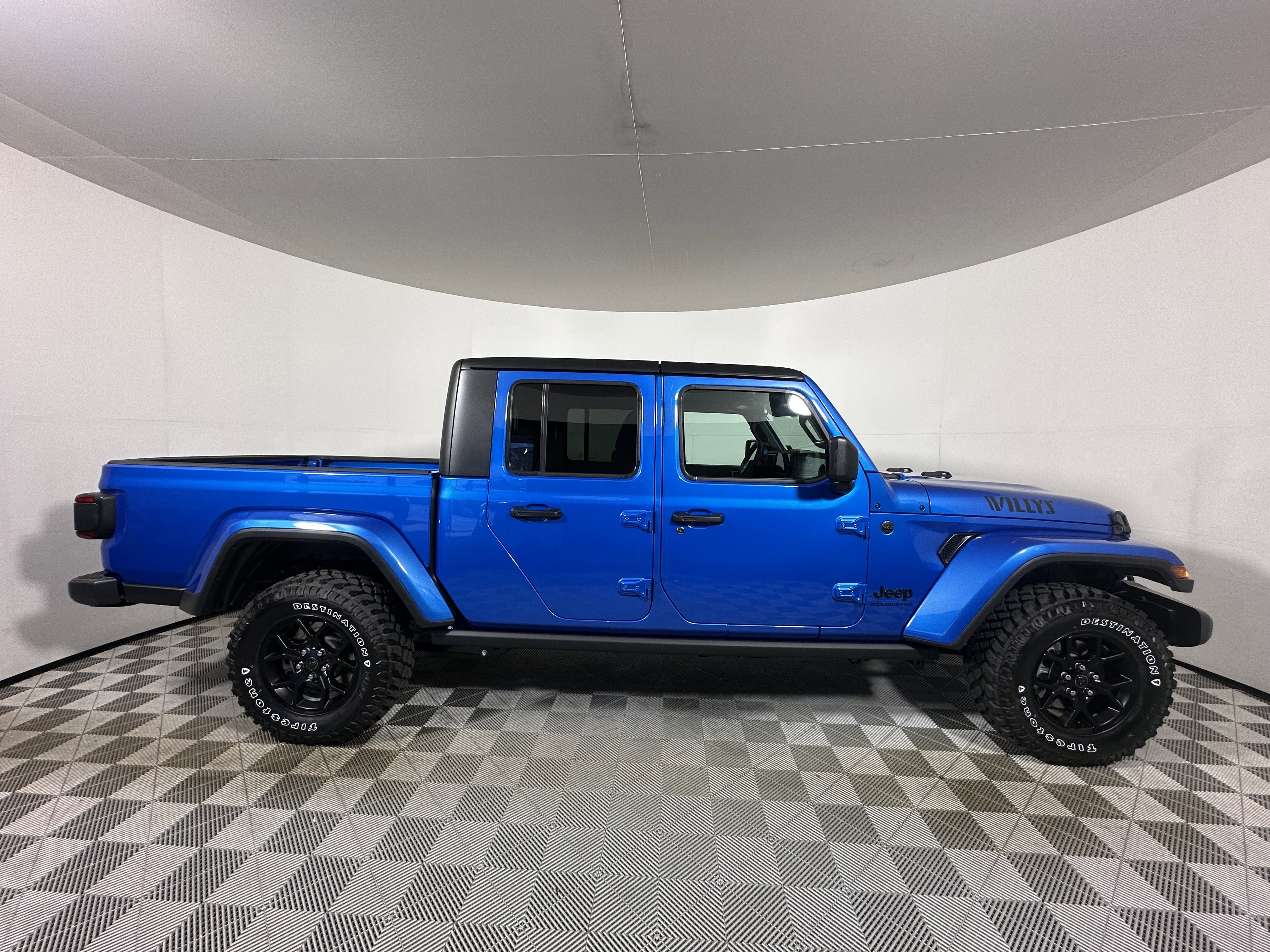 2025 Jeep Gladiator Willys - Photo 8