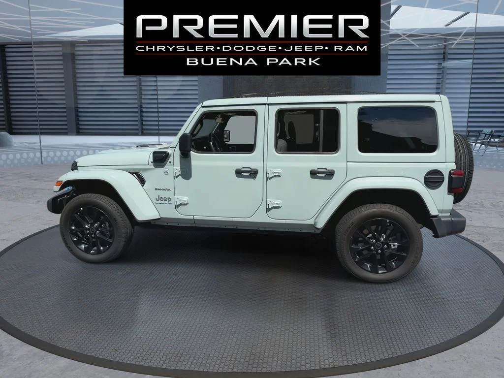 Used 2024 Gray Jeep Sahara 4xe image 5
