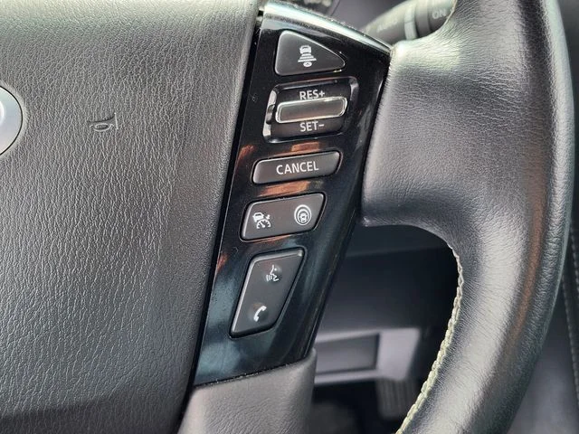 Used 2024 Gray INFINITI LUXE image 33