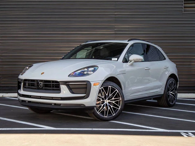 2026 Porsche Macan 