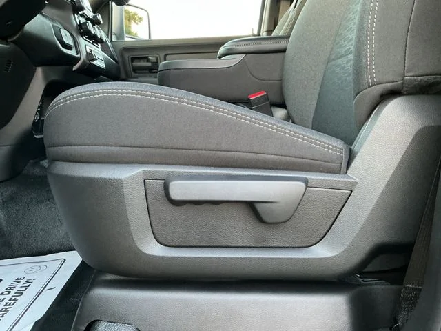 2027 RAM Ram 3500 Chassis Cab Tradesman - Photo 14