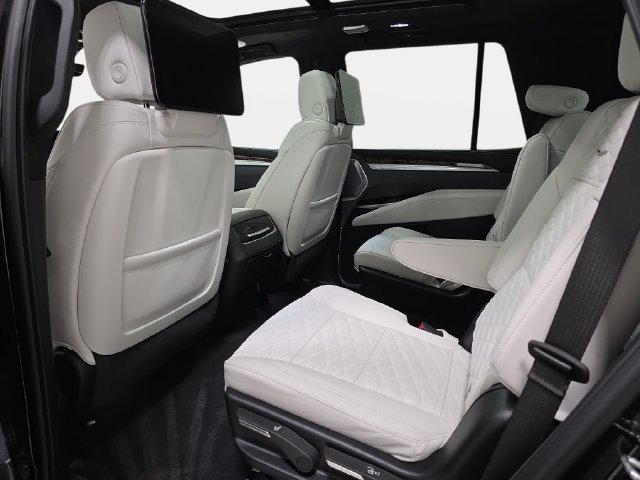 2026 Cadillac Escalade Platinum Sport - Photo 10