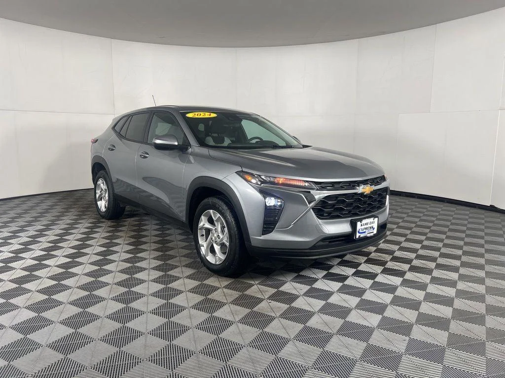 Used 2024 Sterling Gray Metallic Chevrolet LS image 19