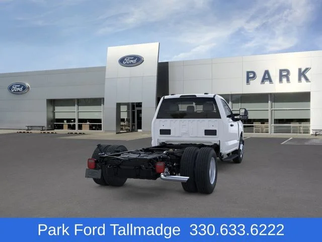 2025 Ford F-350 Super Duty Chassis Cab XL - Photo 8