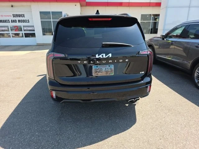 Used 2024 Ebony Black Kia SX X-Pro image 5