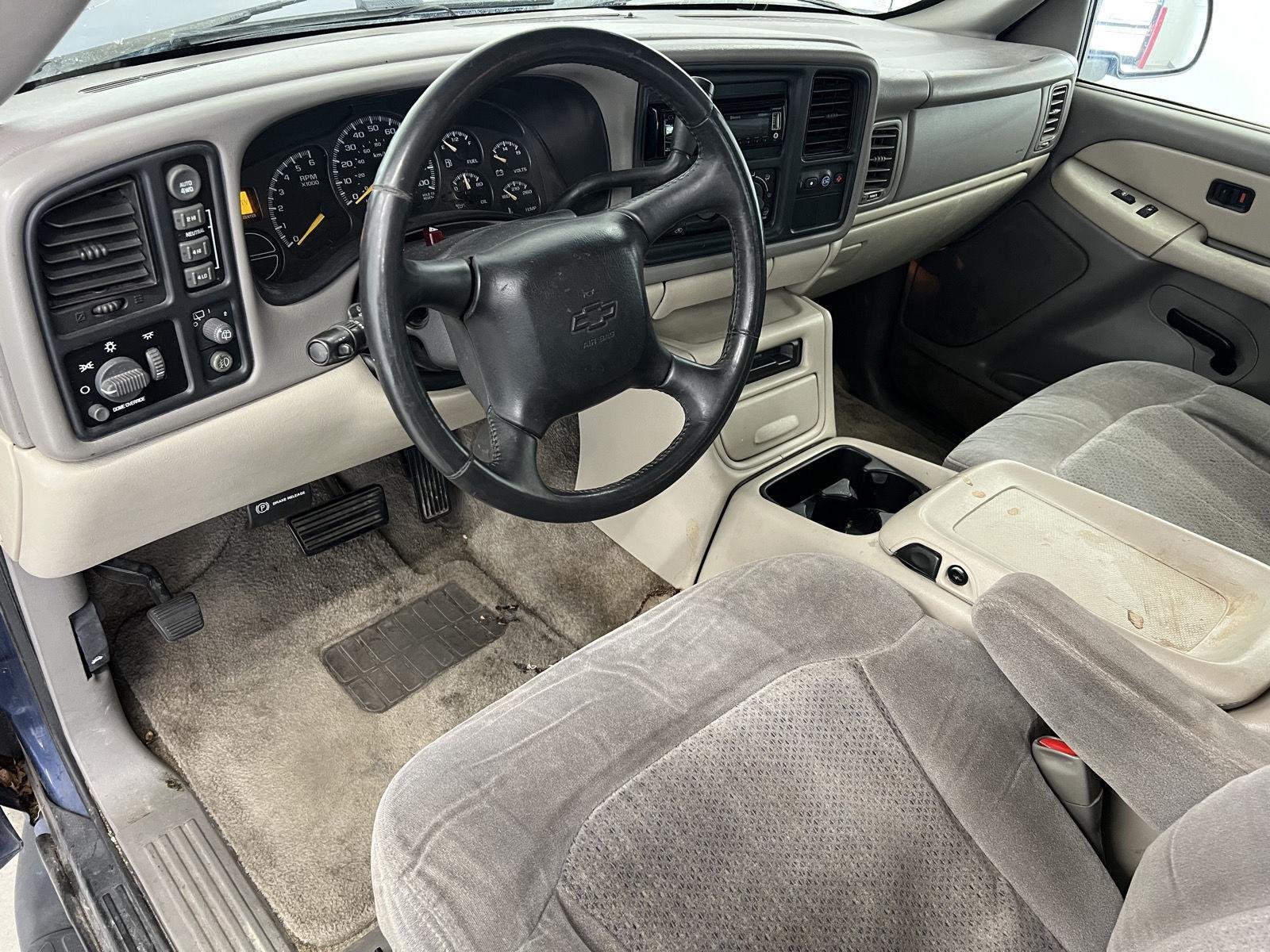 2001 Chevrolet Suburban Base - Photo 13