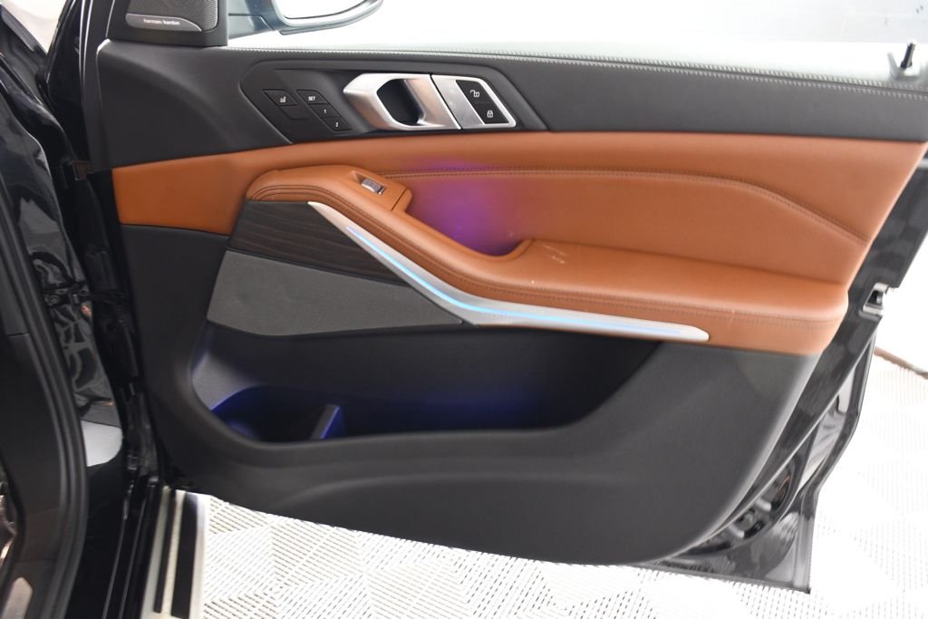 2023 BMW X7 40i - Photo 18