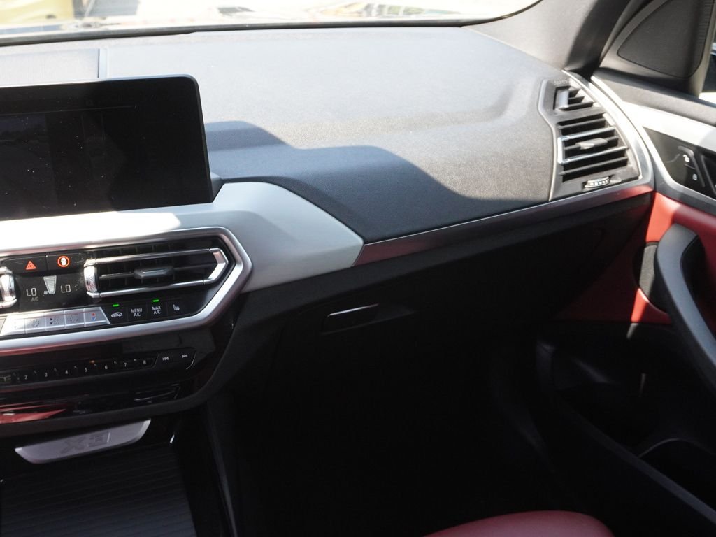 Used 2023 Black BMW xDrive30i image 33