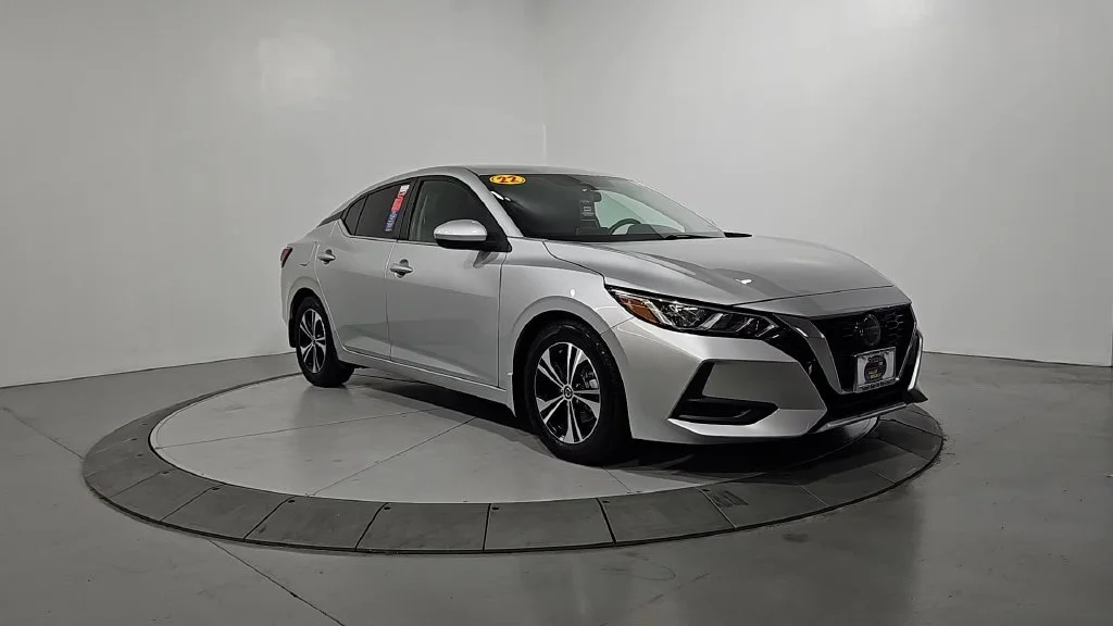 Used 2022 Silver Nissan SV image 8