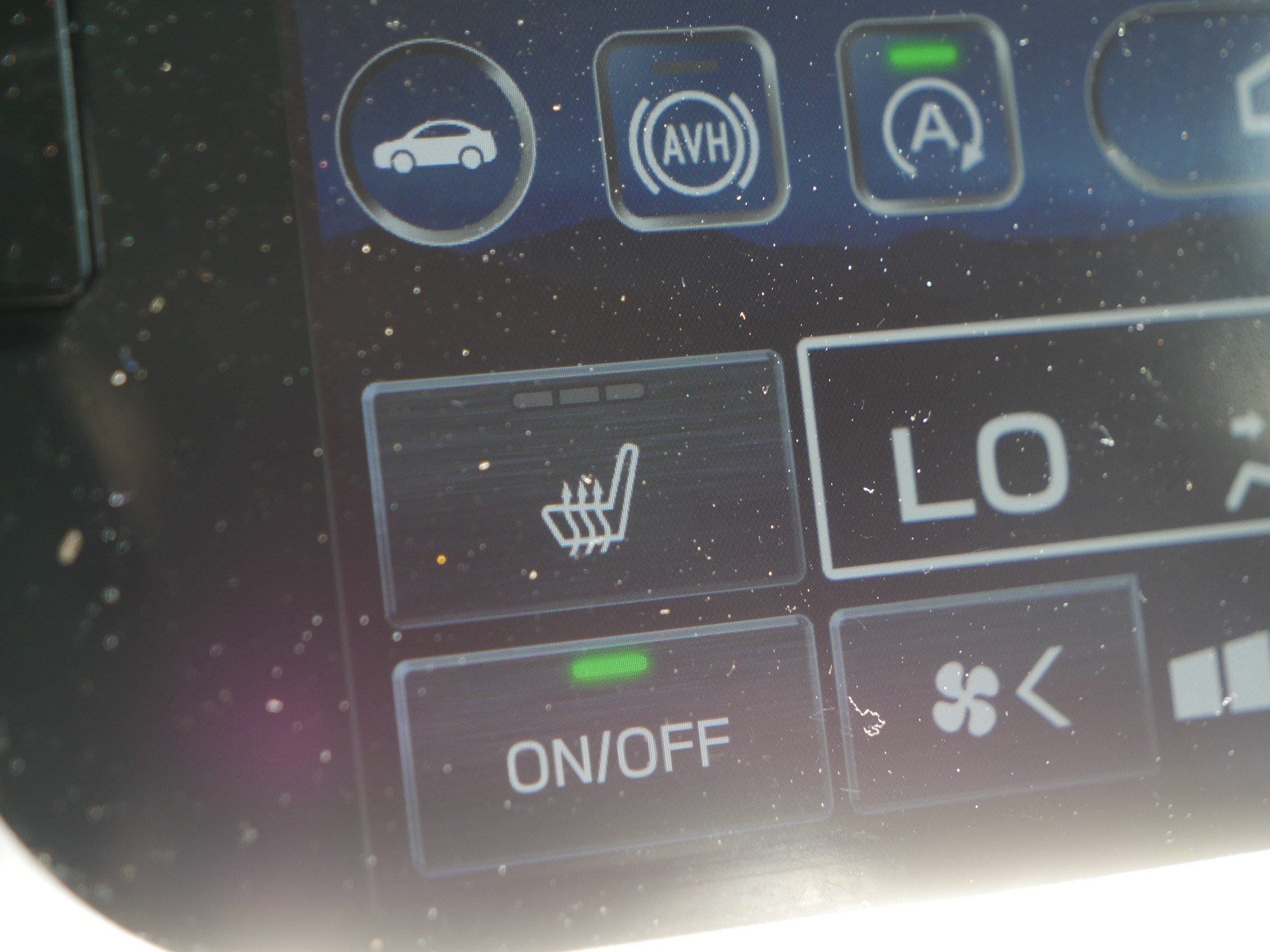 Used 2025 Magnetite Gray Metallic Subaru Onyx Edition image 28