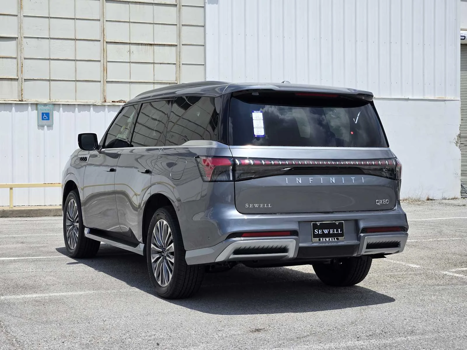 New 2026 DYNAMIC METAL INFINITI Luxe 2WD image 3