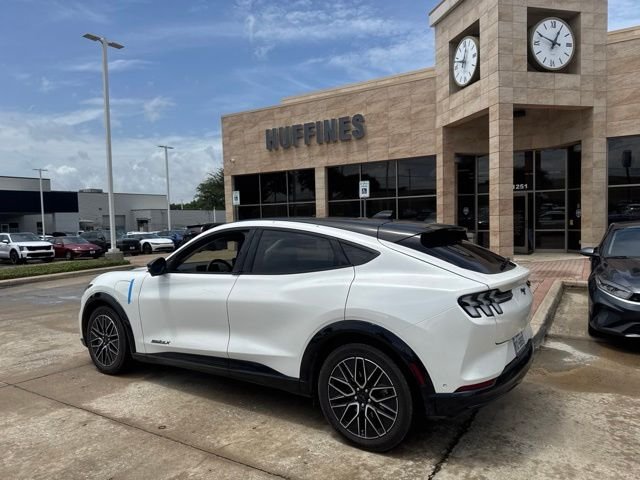 Used 2024 White Ford Premium image 9