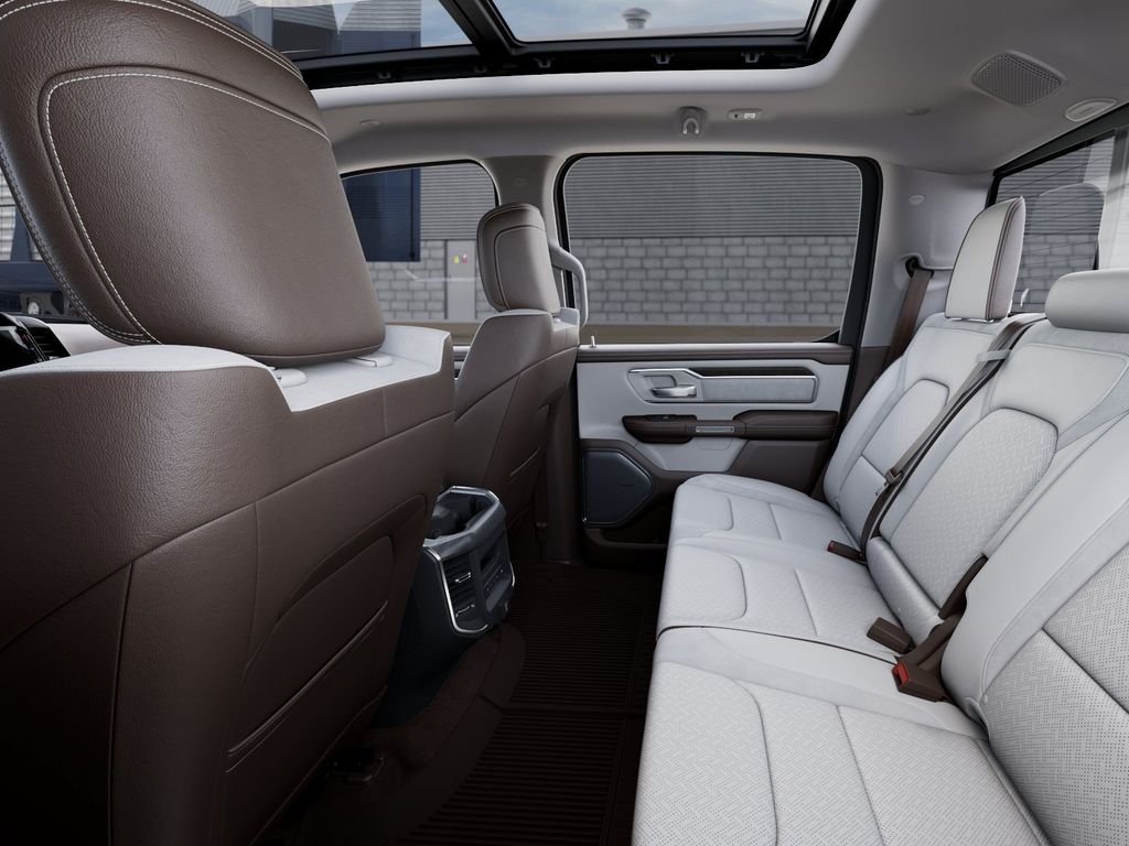 New 2027 Diamond Black Crystal Pearl-Coat Exterior Paint RAM Laramie image 23