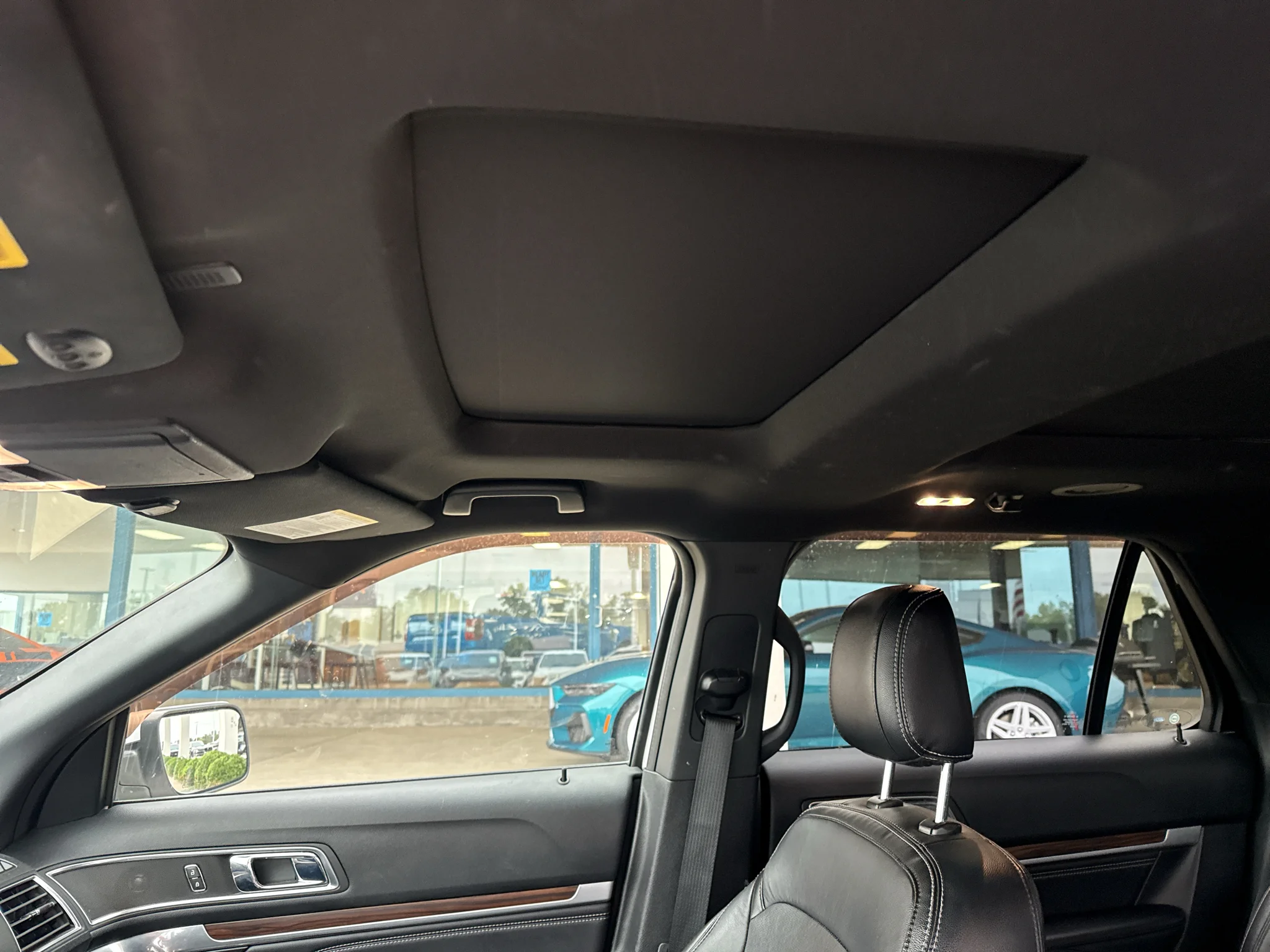 Used 2018 White Platinum Metallic Tri-Coat Ford Limited image 5