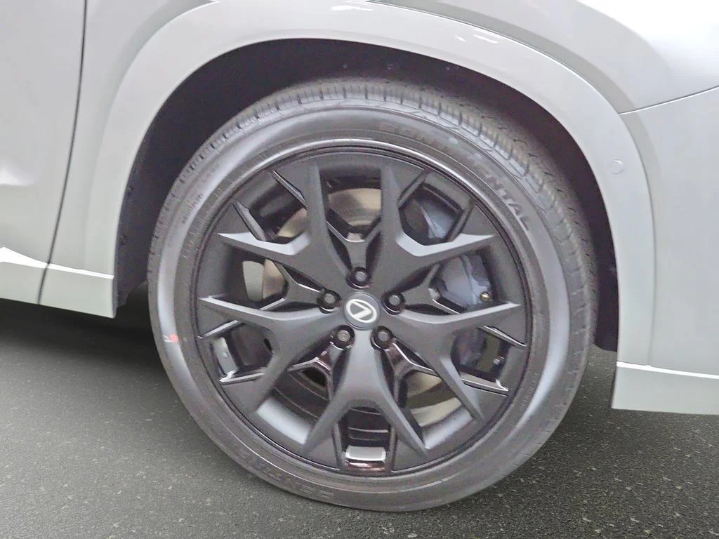 New 2026 Celestial Silver Metallic Lexus F SPORT HANDLING AWD image 30