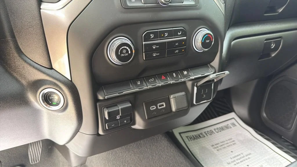 Used 2025 Black Chevrolet Custom image 24